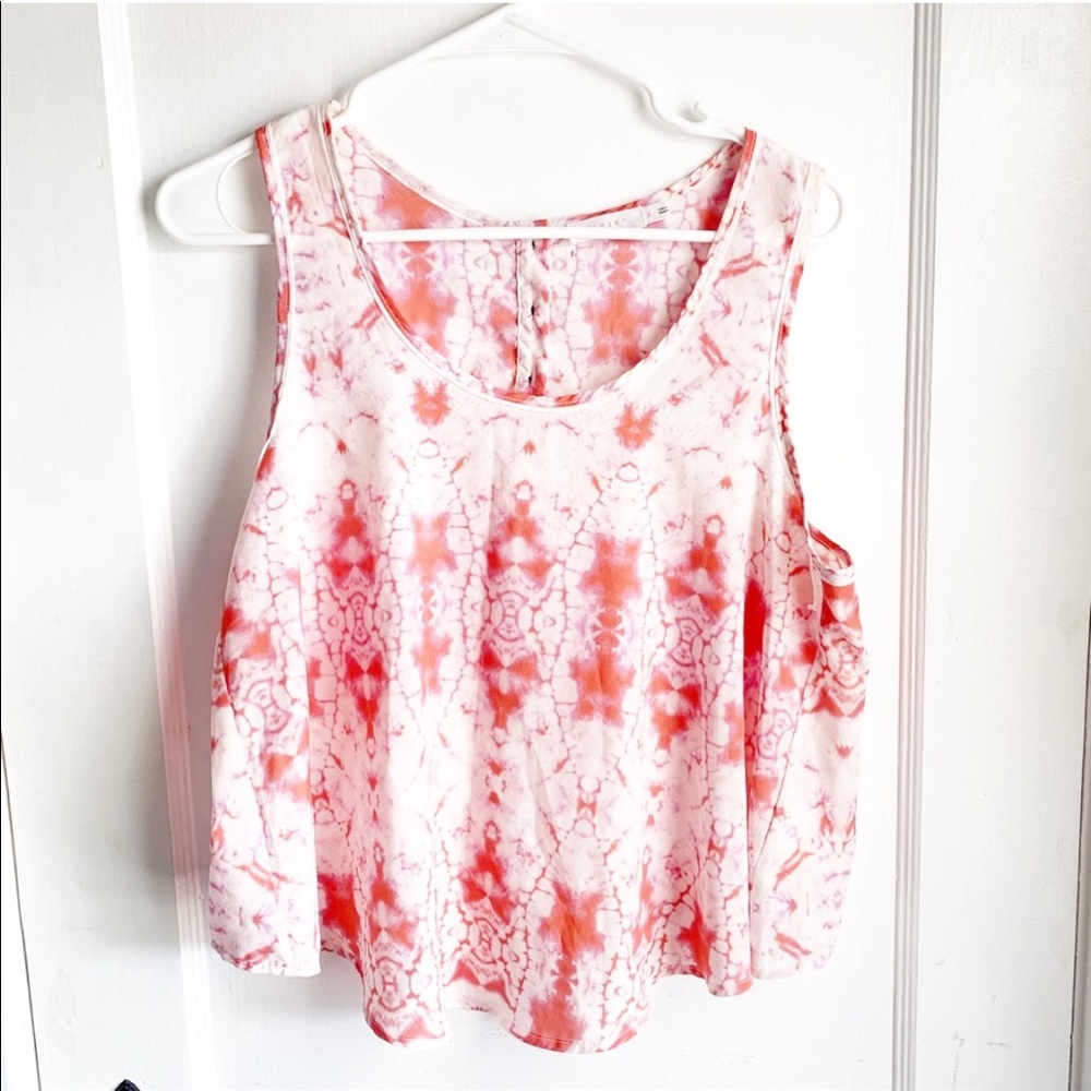 LUSH Cropped Tie Dye Pink Tank Back Buttons Semi Sheer Scoop Neck Size Medium - Picture 1 of 4